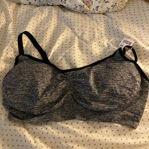 Black & white NWT maternity bra - 3x